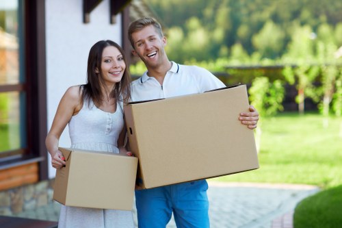 Customer confirming a moving booking and quote details