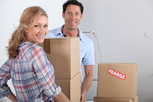 Furniture transport and lifting support in East London