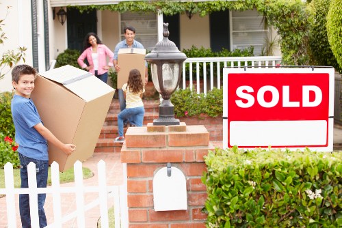 Commercial moving service for offices and businesses in Limehouse